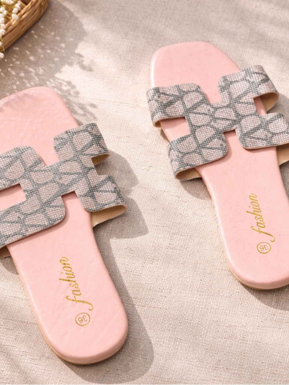 Fashion Pink Slide Sandals with Grey Patterned Straps